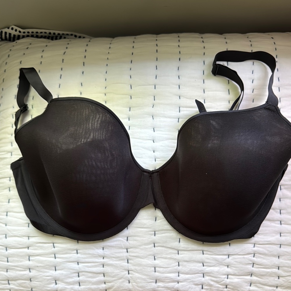 SKIMS Black Full Coverage Bra with Adjustable Straps